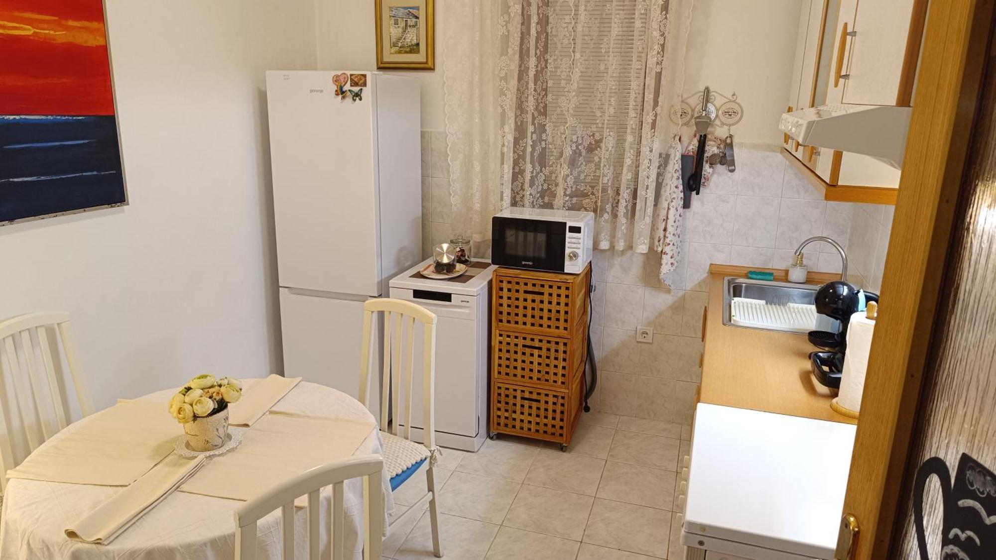 Stone House Apartament *